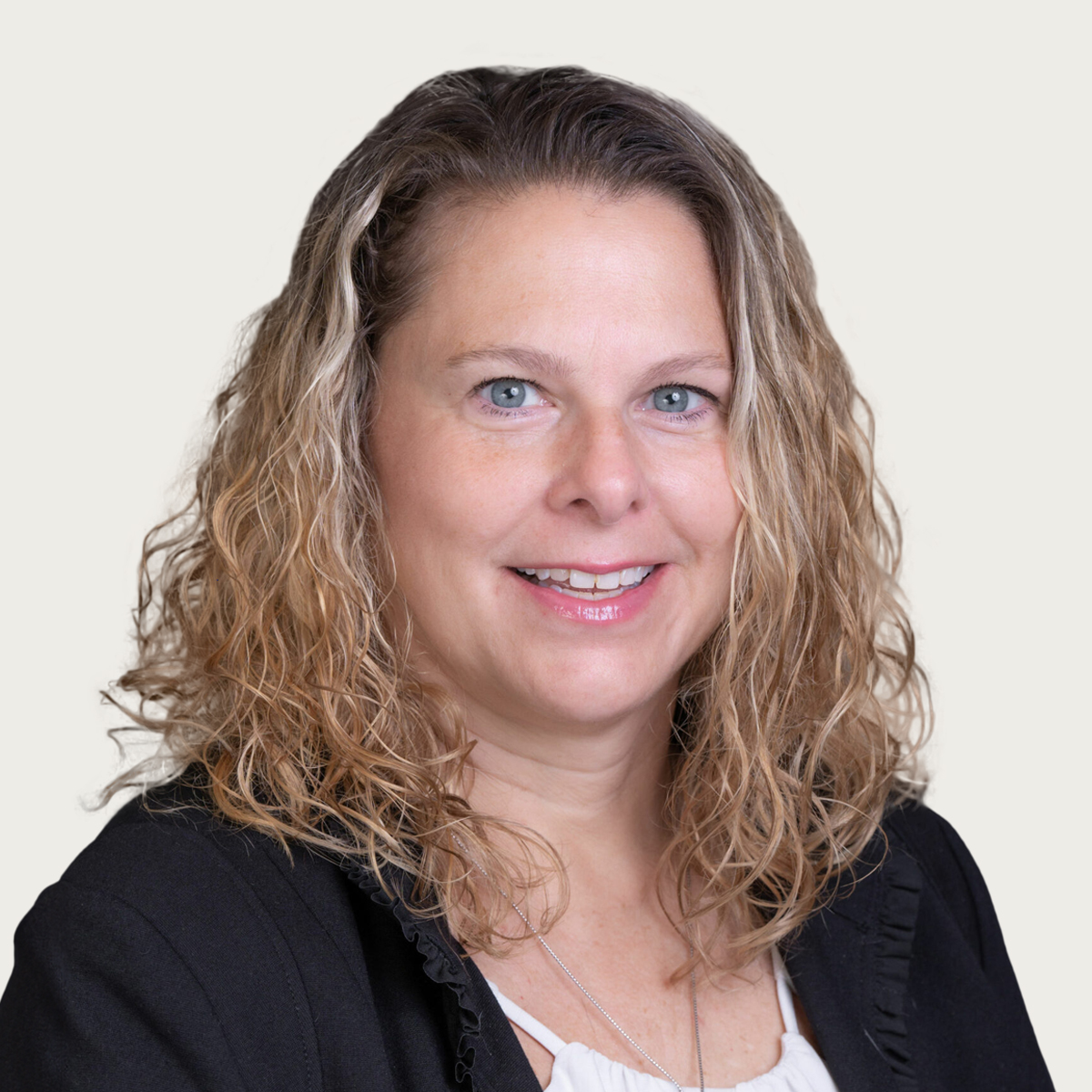 Headshot of Tracy Colson